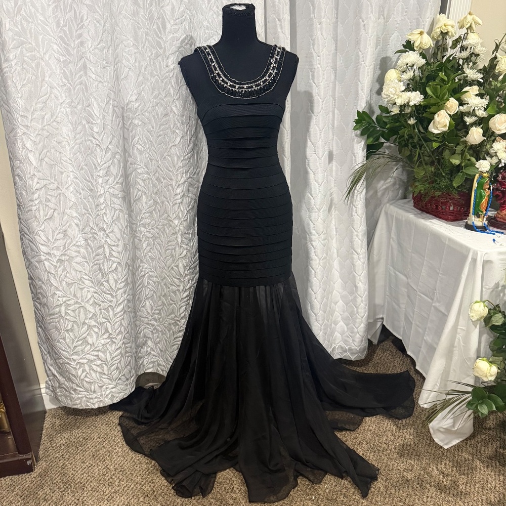 Title: Sherri Hill Style 32286 Black Mermaid Dress, Size 2, New With Tags, Silve